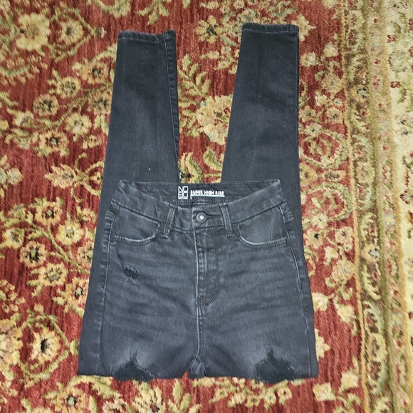 Bundle 3 for $25 / No Boundaries jeans - Picture 1 of 3